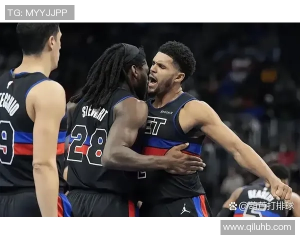 活塞输给热火，唐斯表现出色：篮球场上的高光时刻